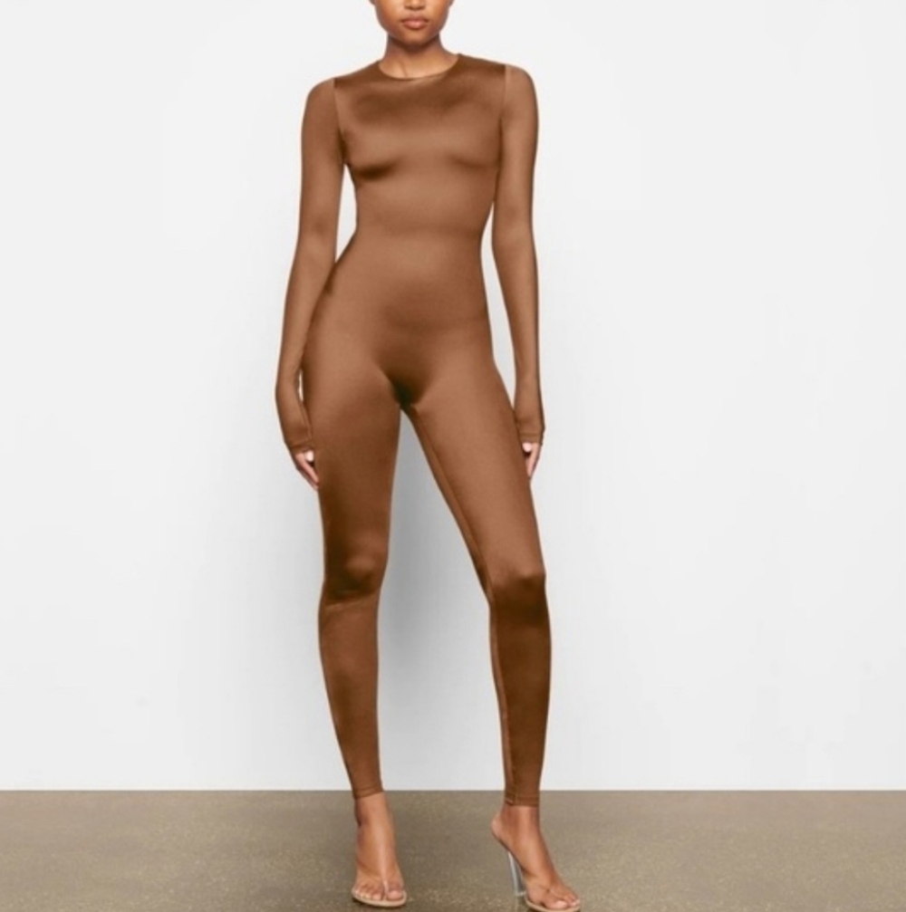 Skims All-in-one Shine Crew Neck One-piece Shine Jumpsuit Caramel Size 3X